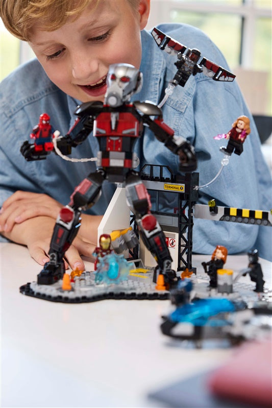 Z LEGO KAPITAN AMERYKA WOJNA BOHATERÓW 76314
