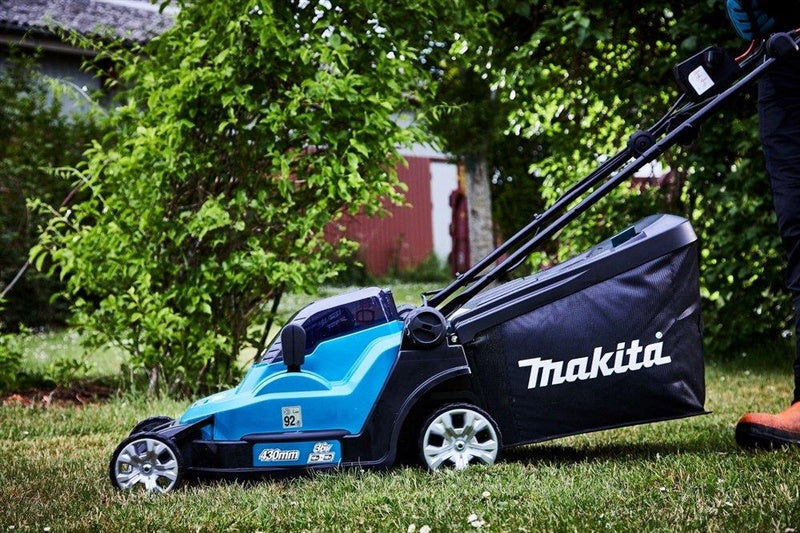 Akumulatorowa kosiarka Makita DLM432CT2