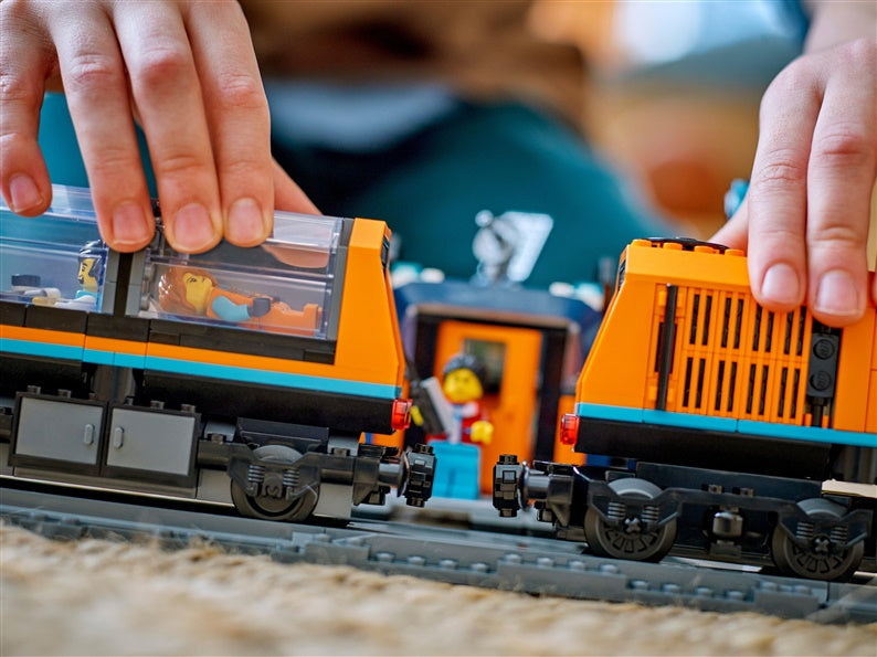 Konstruktorius LEGO® City Explorers Polar Express Train