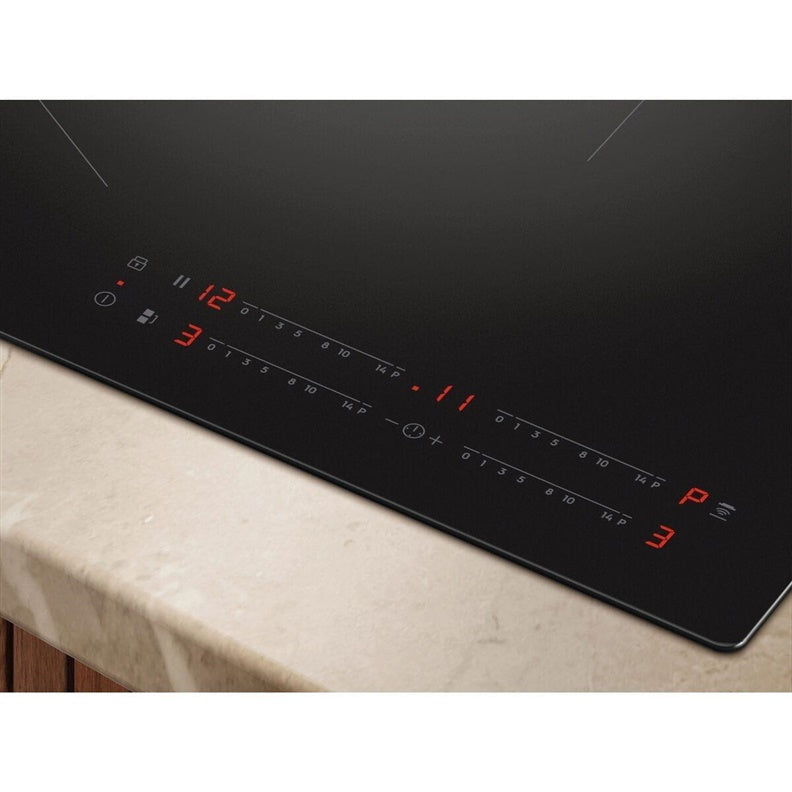 Kaitlentė I Electrolux „SaphirMatt SE®“ EIV83443CT