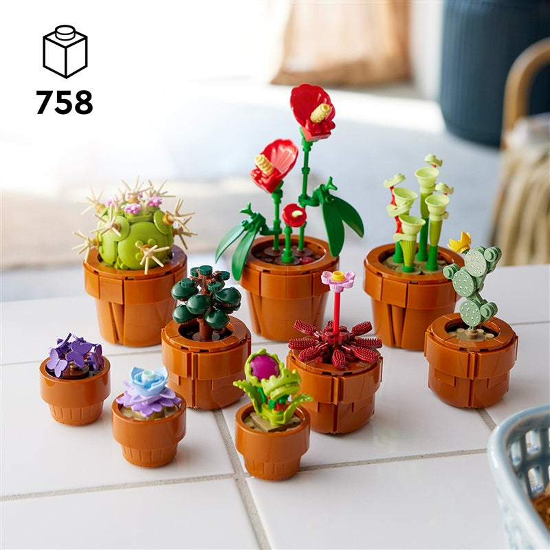 LEGO® Icons Tiny Plants 10329 building set