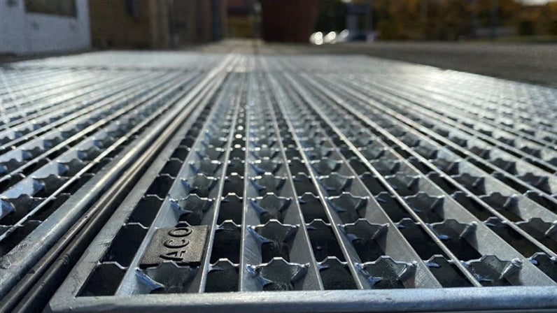 Galvanized steel grate Aco Vario 60x40 cm, for cleaning shoes