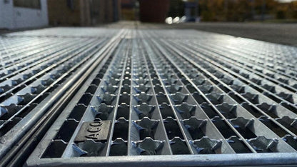 Galvanized steel grate Aco Vario 60x40 cm, for cleaning shoes