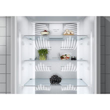 Bottom freezer refrigerator Electrolux LNT7ME36K2