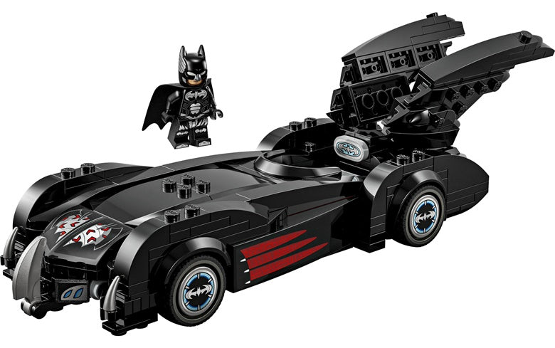 Klocki LEGO Batman Batmobil 76333, 272 el.