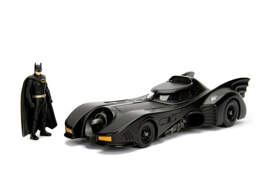 Samochodzik Batmobil i Batman z metalu odlewanego ciśnieniowo