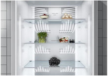 Bottom freezer refrigerator Electrolux LNT7ME32M2