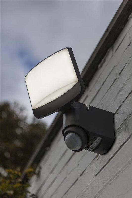 LED Floodlight with Motion Sensor 7.5W 500LM IP54 1500mAh