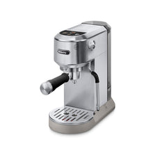 Półautomatyczny ekspres do kawy DeLonghi EC890.M