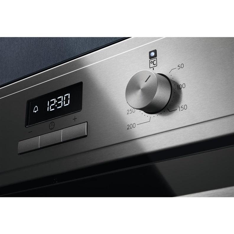Orkaitė Electrolux EOF3H40X