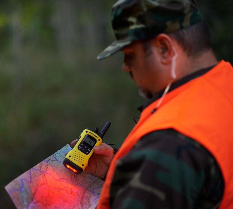 Motorola T92 H2O Two-Way Radio, 10000 m