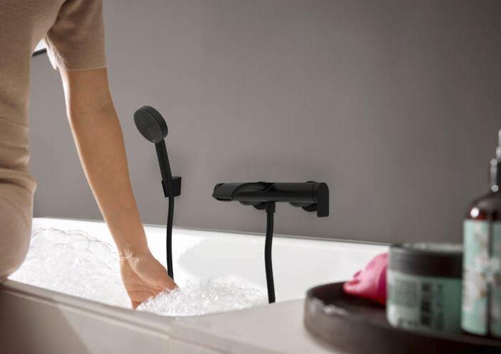 Vonios maišytuvas Hansgrohe Vivenis 75420670, juodas