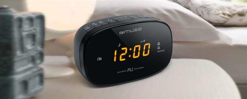 Radiobudzik Muse M-150CR, czarny