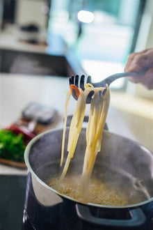 FISKARS FF Pasta spoon