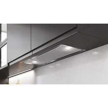 LINEAR 76 WHITE GLASS MOTOR ON BOARD
